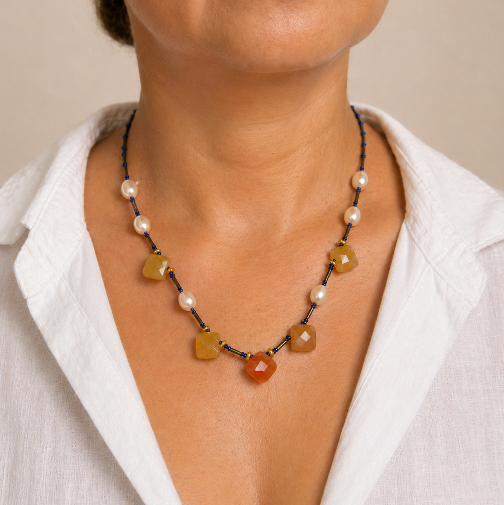 Collar de perla cultivada, ágata cornalina facetada y cristal Miyuki azul