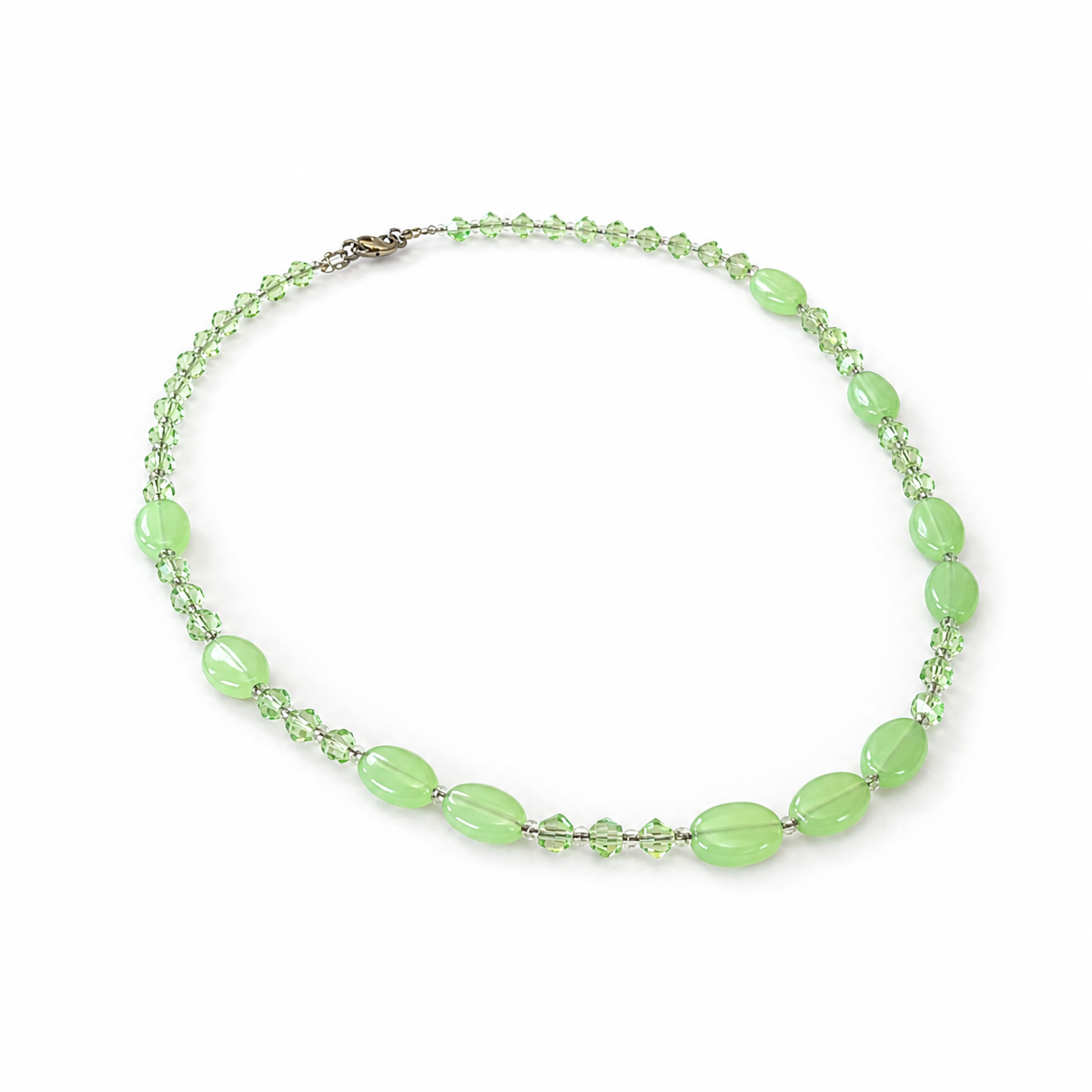 Collar de cristal Victoria verde claro