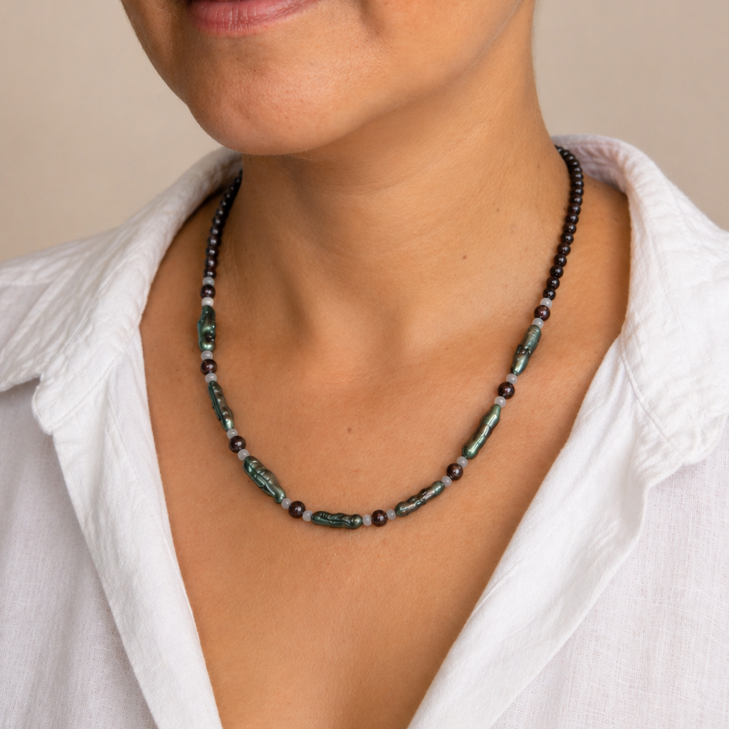 Collar de Granate, Perla Barroca y Jade Facetado
